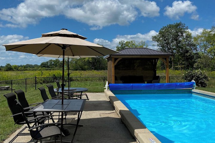 The Vine Bed & Breakfast LLC