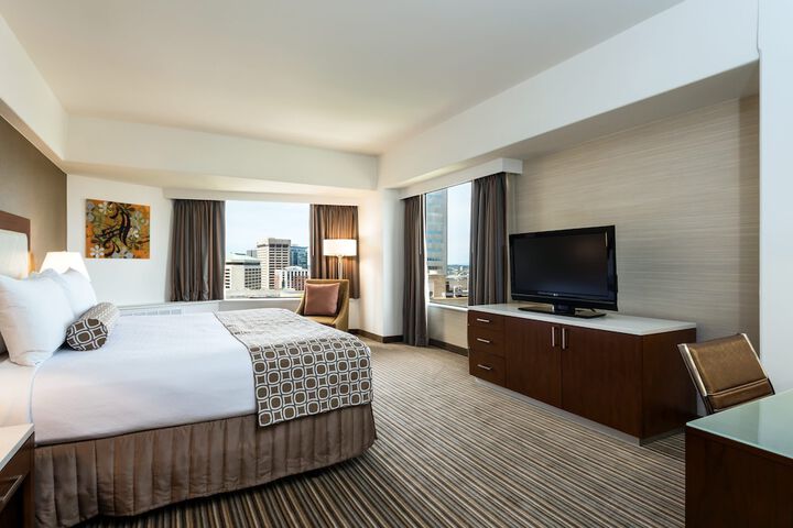 Room 17 of 60