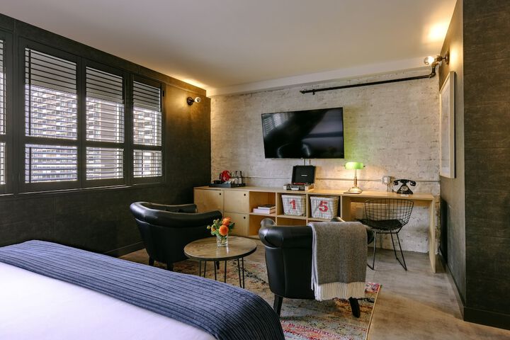 Room 25 of 55