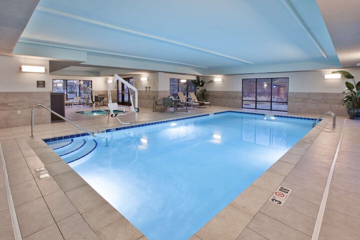 Pool 4 of 27