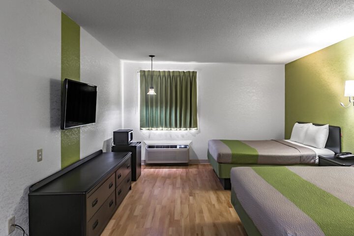Room 36 of 41