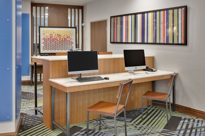 Holiday Inn Express & Suites Fort Worth North - Northlake by IHG