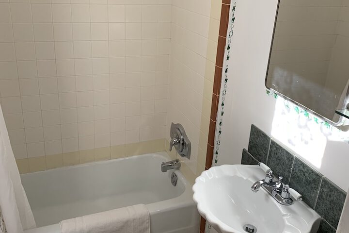 Room 14 of 53