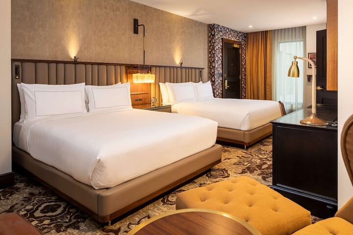 The Peregrine Omaha Downtown Curio Collection by Hilton