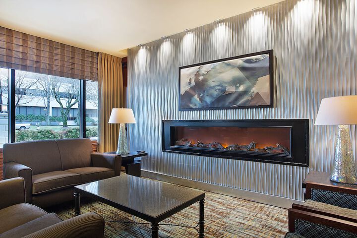 Crowne Plaza Knoxville Downtown University by IHG