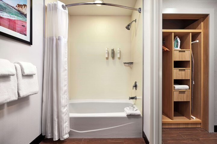 Hilton Garden Inn San Luis Obispo / Pismo Beach