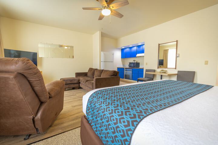 Room 15 of 19