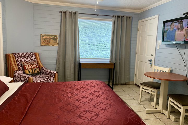 Room 42 of 79