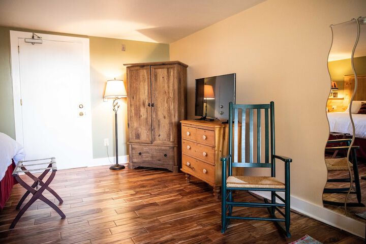 The Woodstocker B & B