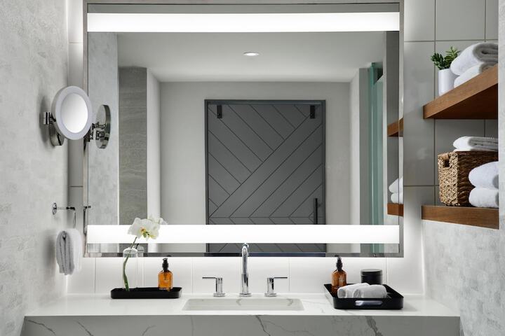Hotel Alpenrock Breckenridge Curio Collection by Hilton
