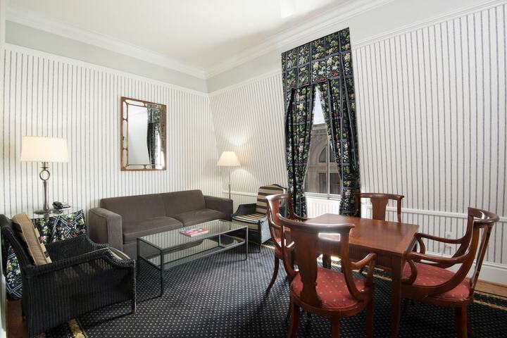 The Tremont House Galveston, a Tribute Portfolio Hotel