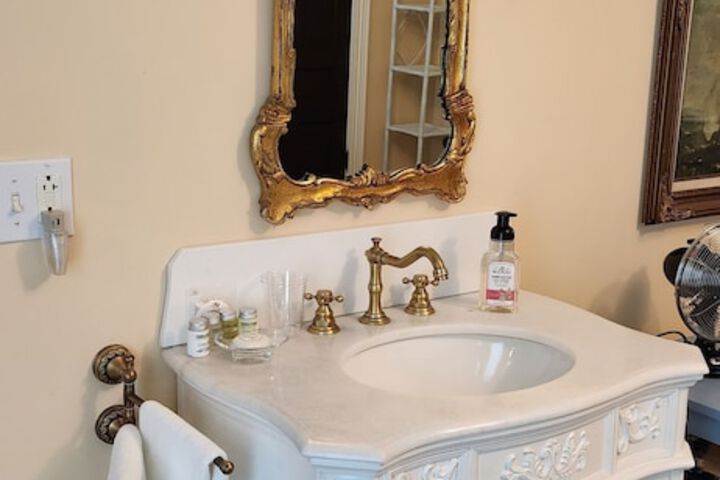Oaklawn Inn LLC