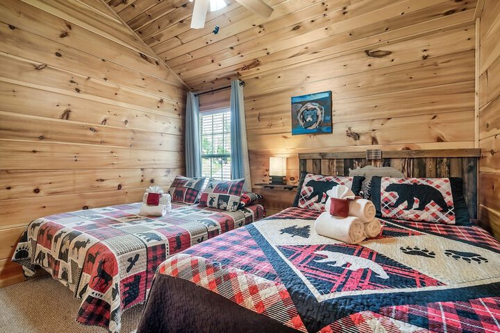Room 8 of 27