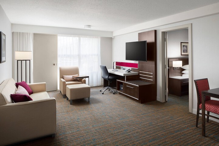 Room 50 of 102