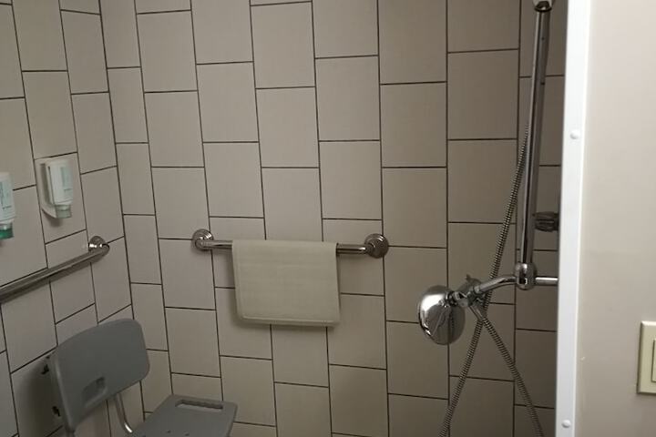 Room 12 of 28