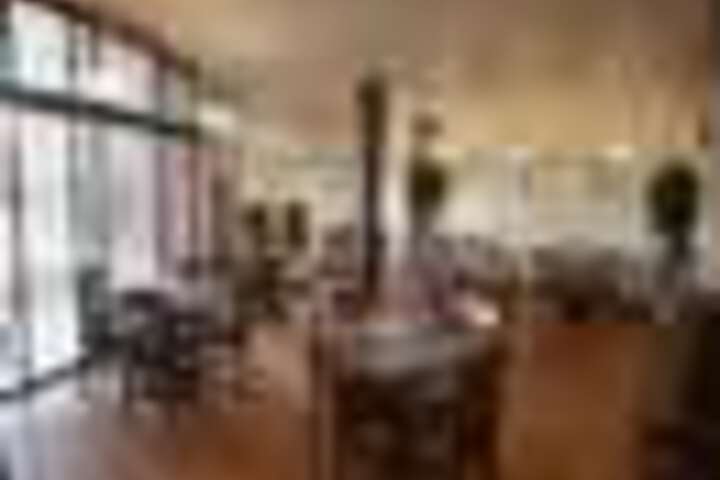 Dining 36 of 44