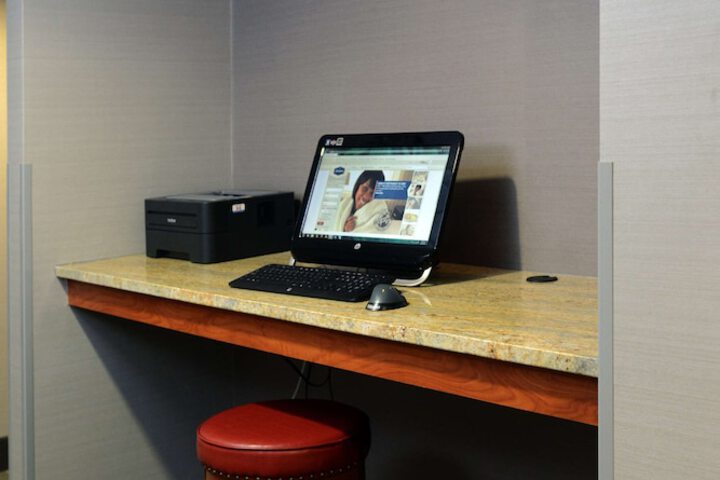 Business Center 22 of 22