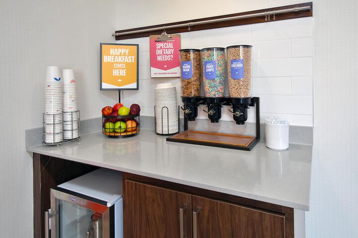Hampton Inn & Suites St. Cloud MN