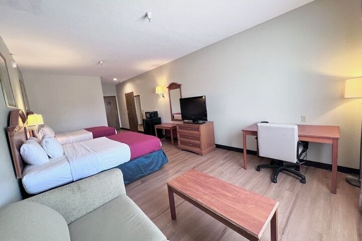 Room 21 of 40