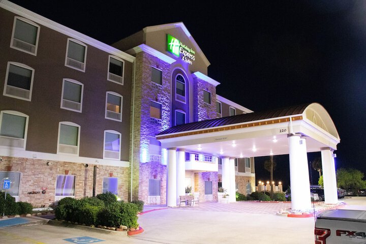 Holiday Inn Express Hotel & Suites Corpus Christi-Portland by IHG