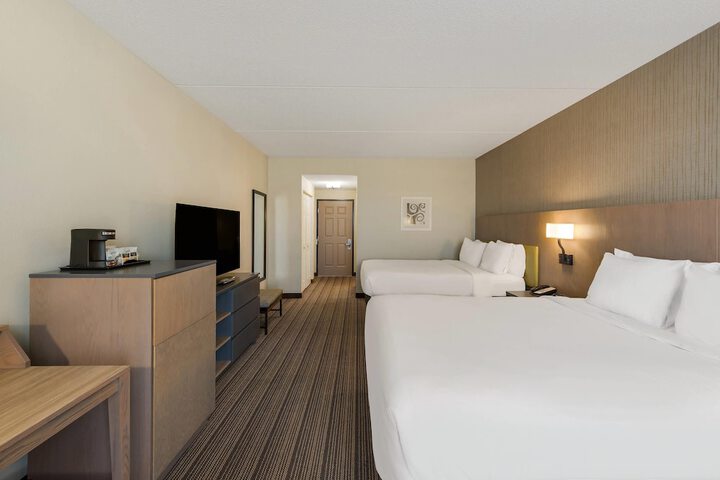 Country Inn & Suites by Radisson Findlay, OH