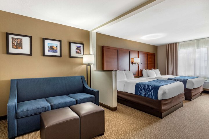 Room 30 of 37