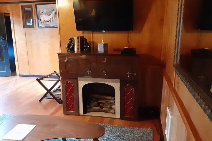 Room 65 of 99