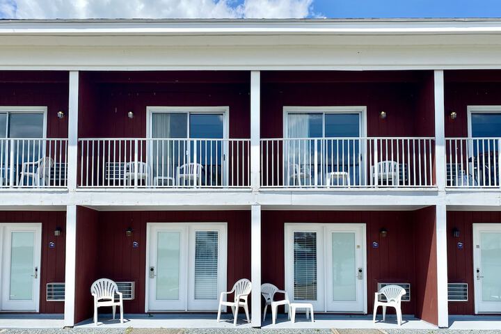Hotel 3 of 49