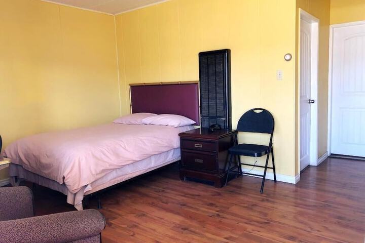 Room 20 of 32