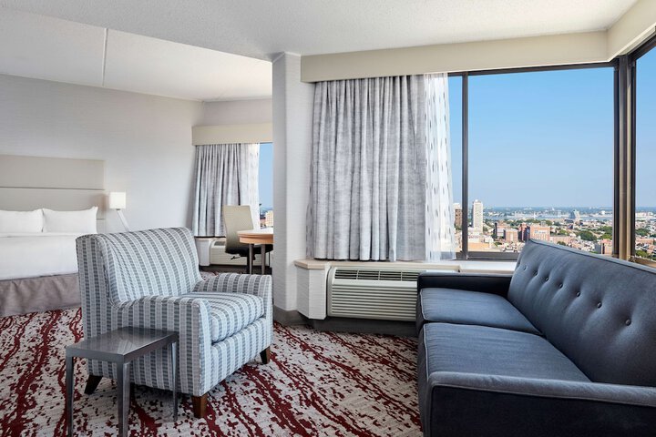 DoubleTree by Hilton Philadelphia Center City