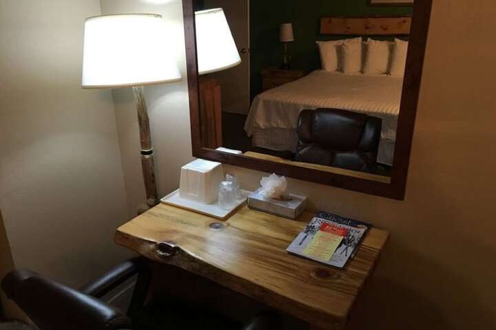 Room 21 of 36