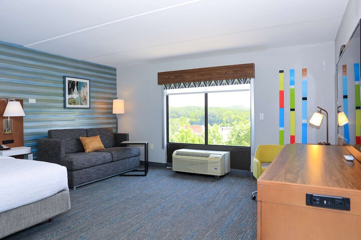 Room 15 of 21