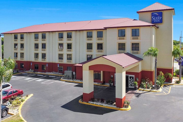 Hotel 3 of 25