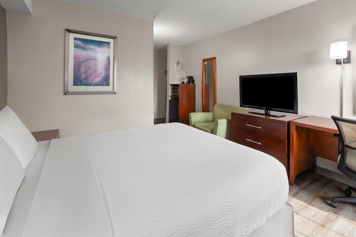 Days Inn by Wyndham Dumfries Quantico