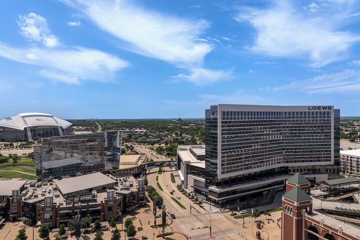 Loews Arlington