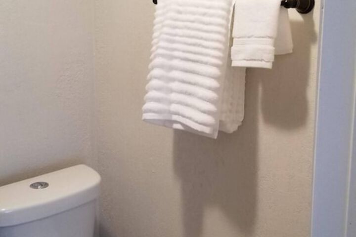 Room 87 of 104