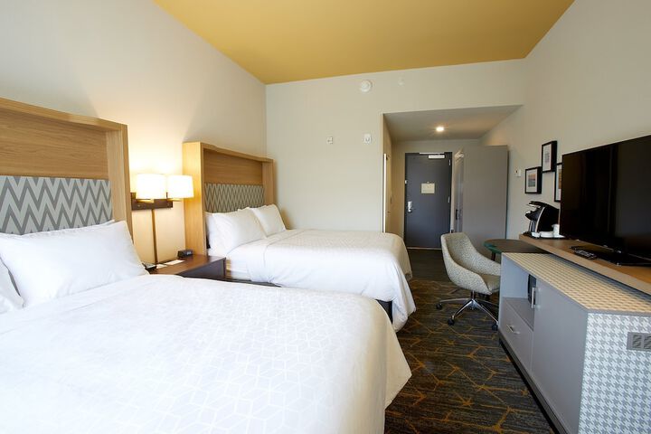 Room 17 of 36