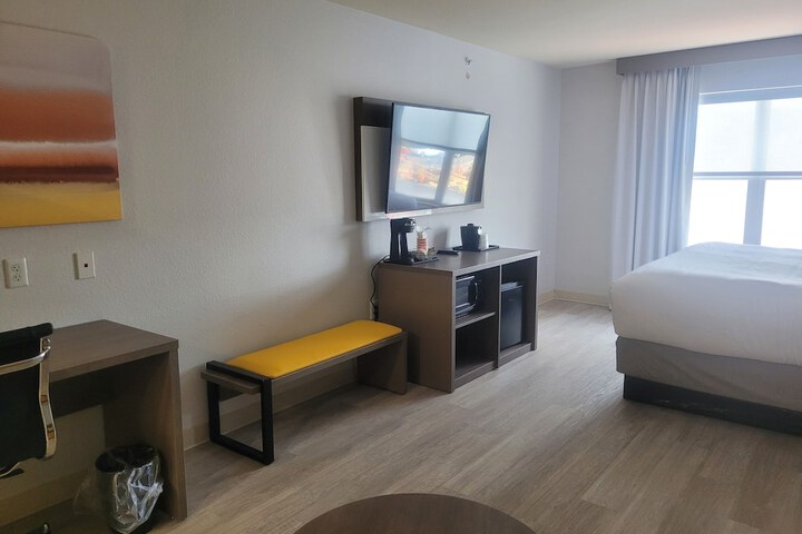 Comfort Inn & Suites Dothan Northside Plaza