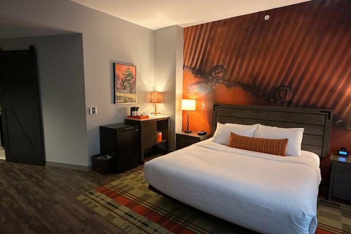 Hotel Indigo Traverse City by IHG