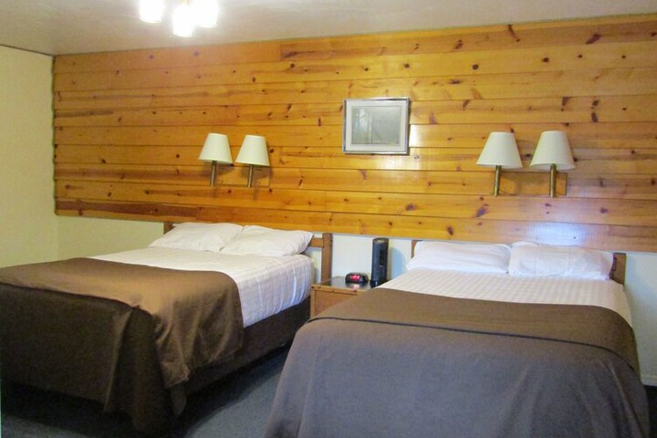 Room 18 of 52