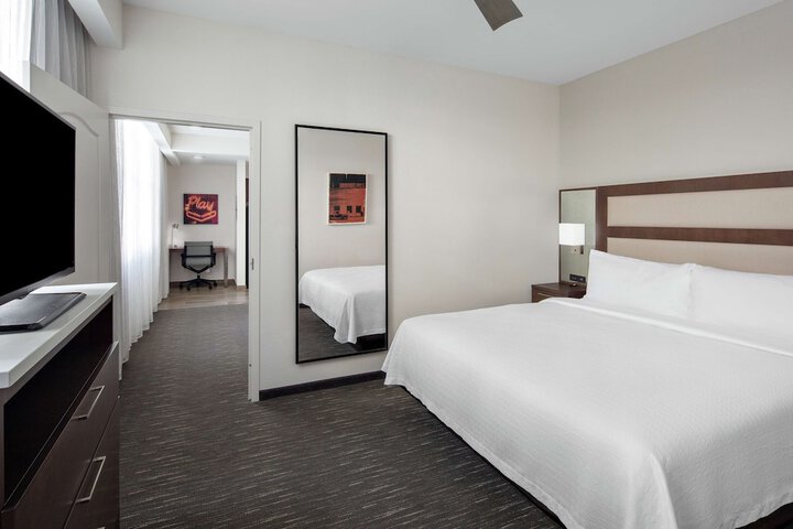 Room 14 of 35