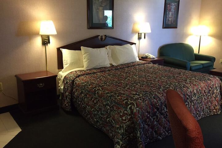 Room 16 of 20