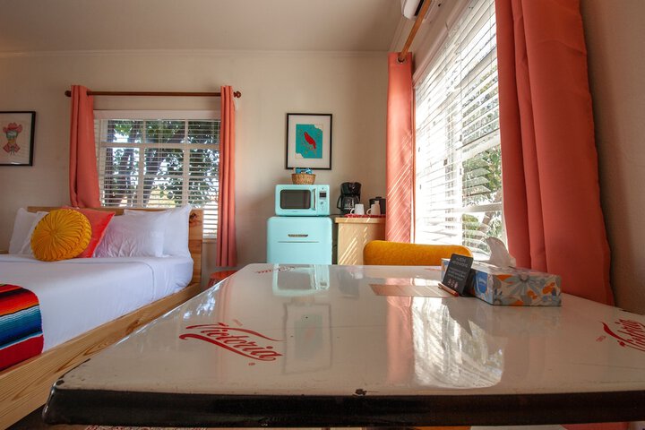 Room 32 of 44