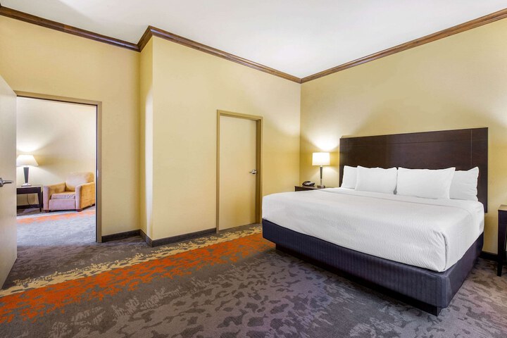 Room 42 of 57