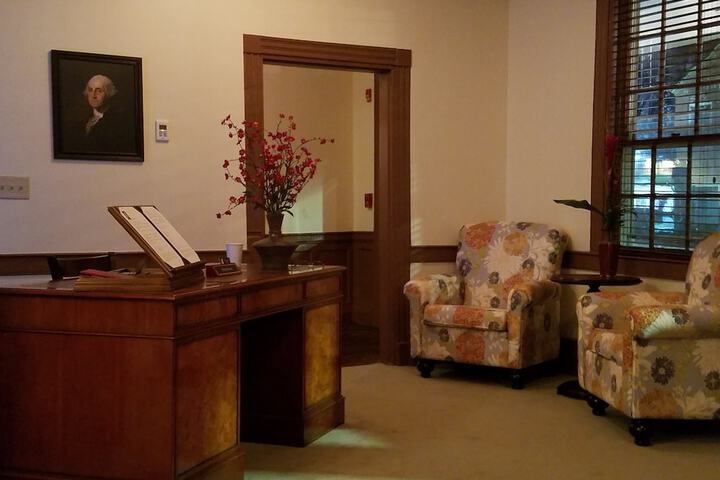 Hotel 2 of 33
