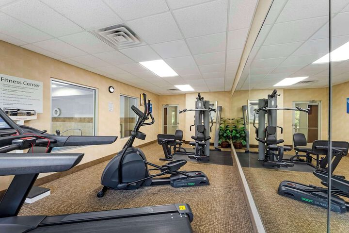 Comfort Inn & Suites Porter near Indiana Dunes