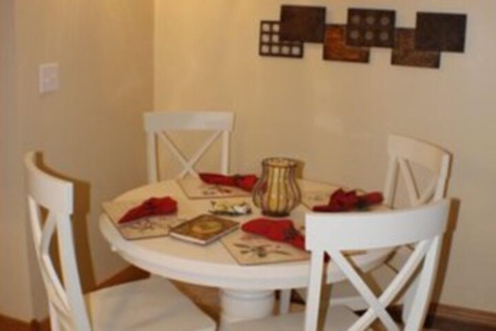 McKenzie House B & B
