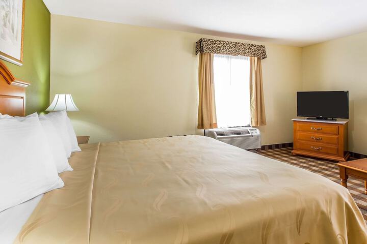 Room 15 of 29