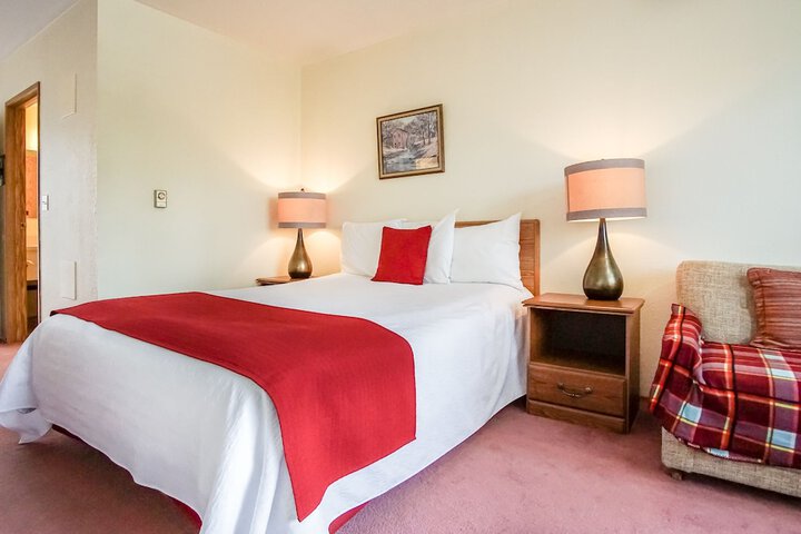 Gables Motel