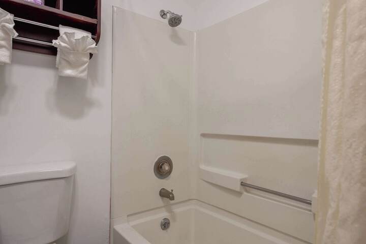 Room 37 of 52